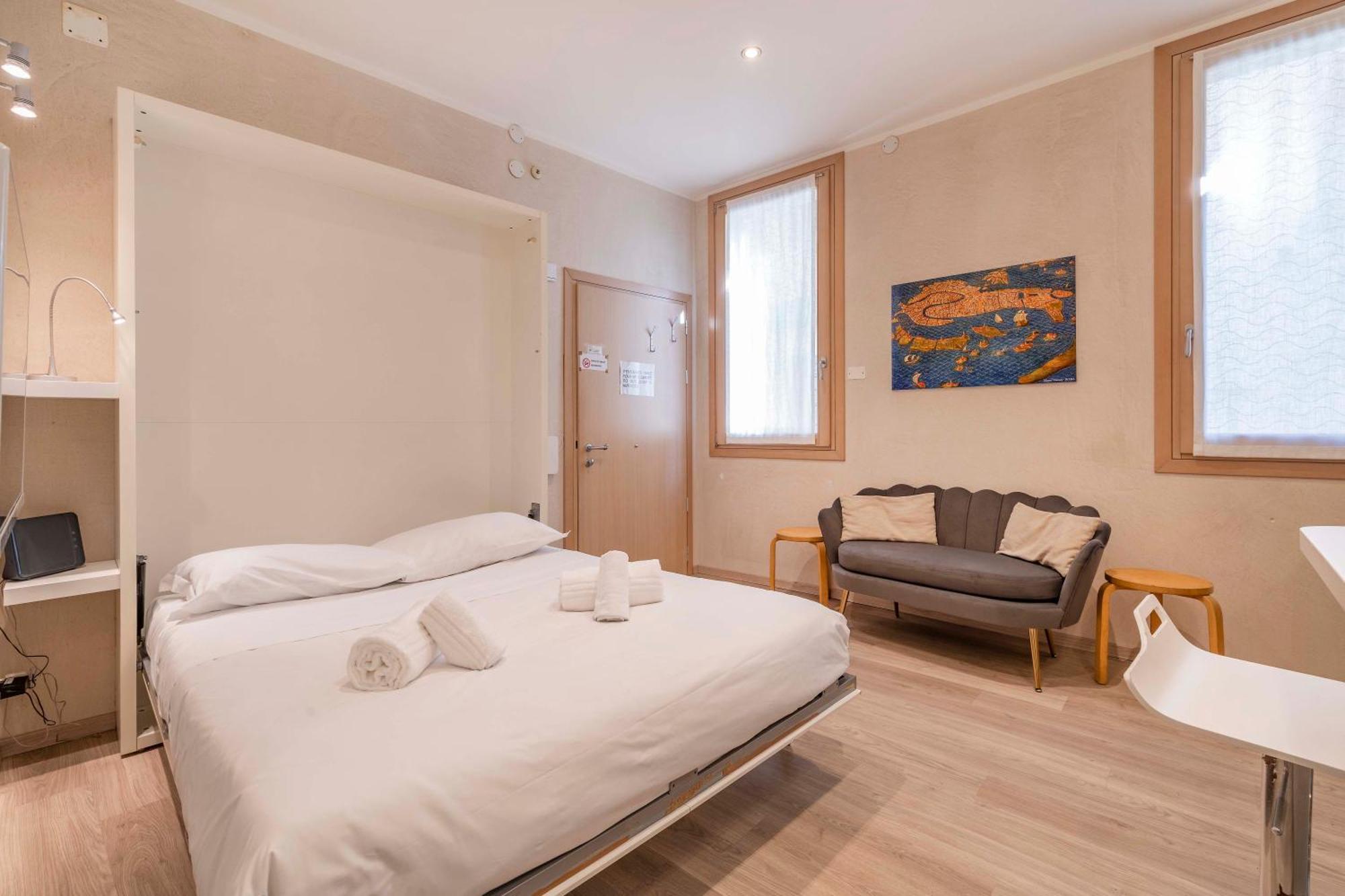 Casa Del Pittore Rialto Apartamento *